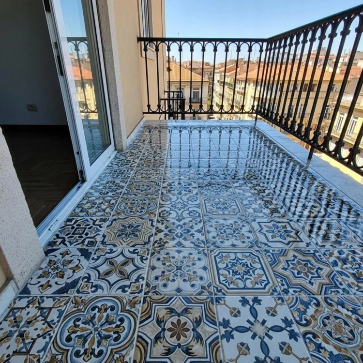 Żywica na Balkon do Płytek Alchimica Hyperdesmo Clear Aliphatic 1L (2).jpg